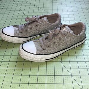 Gray tweed style Converse